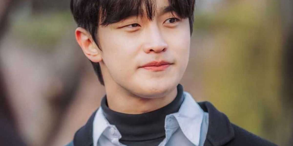 Kim Dowan Talks About His Rising Popularity, "My Roommate is a Gumiho", and His Instagram Followers