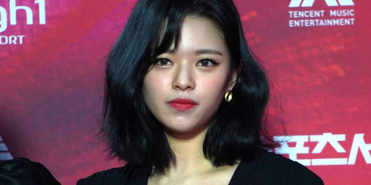 TWICE's Jeongyeon to Rest Temporarily Due to Health Concerns