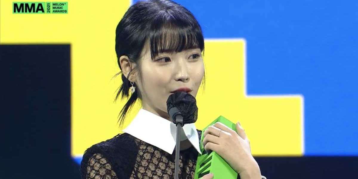 IU Thanks Everyone Who Were a Part of Her Musical Journey This Year