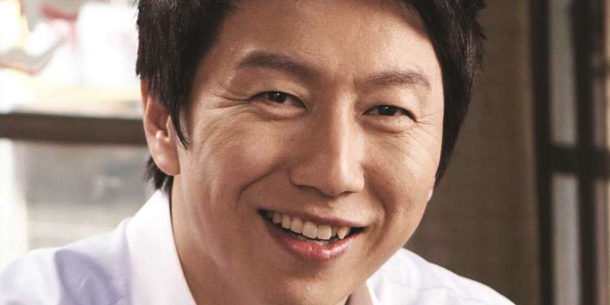 Actor Kim Soo-Ro Tests Positive For COVID-19