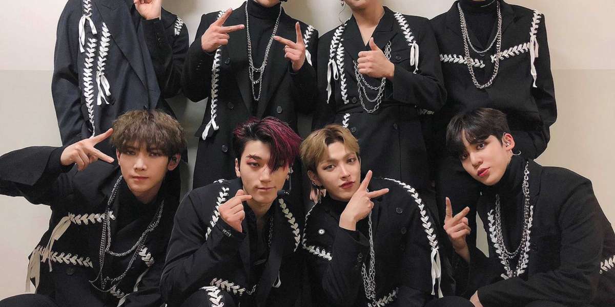 ATEEZ Sells 180,000 Albums For First Day of Sales