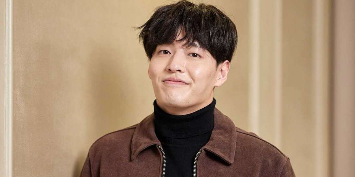 Kang Haneul Talks About 'The Pirates 2,' Co-Actor Han Hyo Joo, and More in News1 Interview