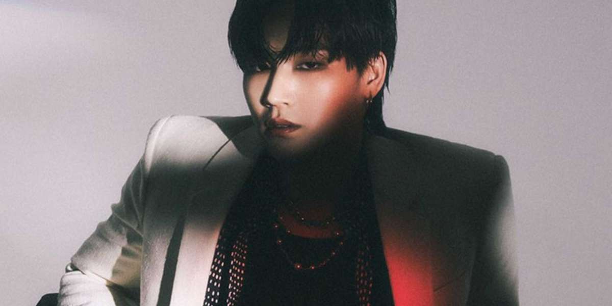 Def. (GOT7's Jay B)'s EP 'LOVE.' Makes Debut at #1 On Worldwide iTunes Album Chart