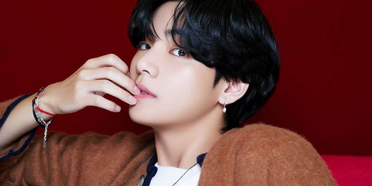 BTS' V's "Christmas Tree" Makes Feat As The Longest-Running Korean Song on Japan iTunes Chart