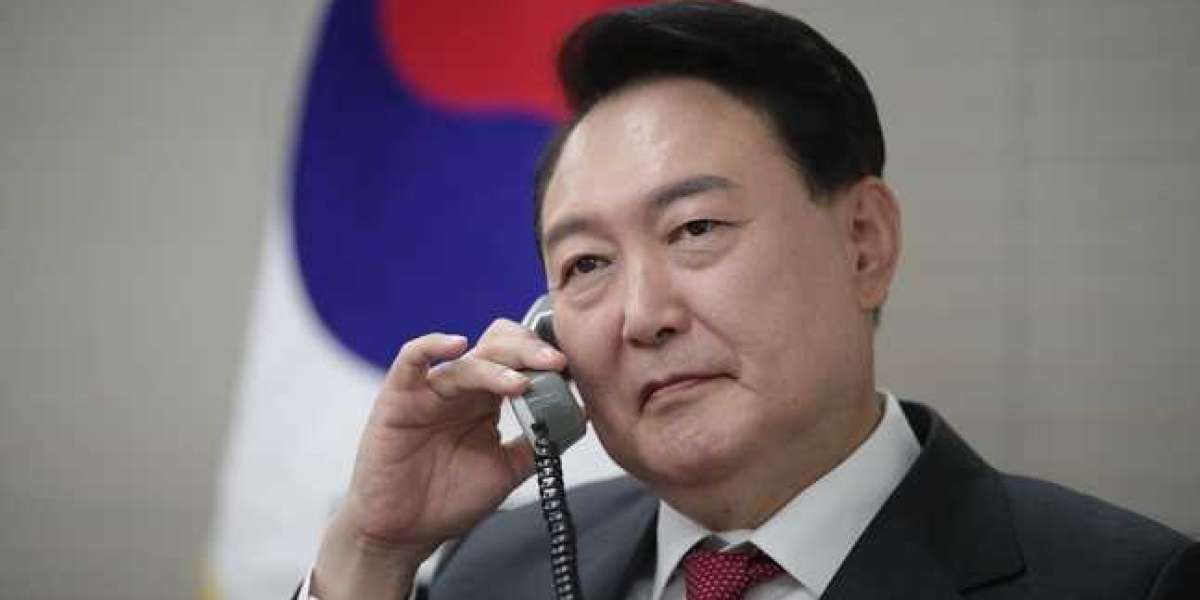 Yoon Finally Talks to Ukrainian Leader Zelenskyy