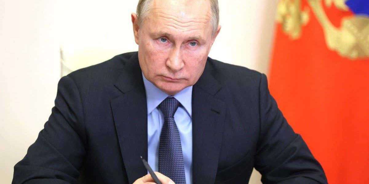 Putin Provokes the West by Nuclear Aggression