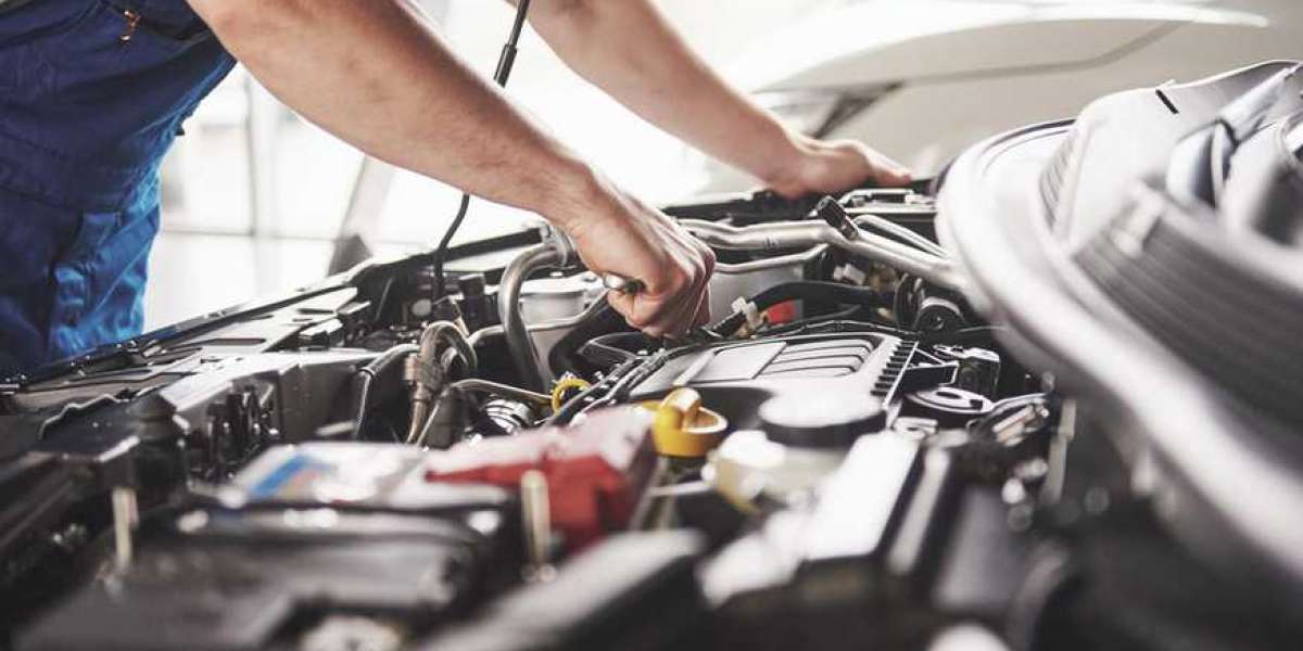 How to Become an Automotive Technician